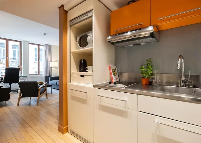 B-aparthotel Grand Place Aparthotel 4*