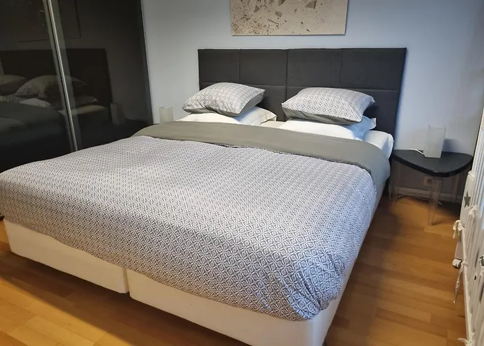 Magnifique Appartement- Expo Laeken Apartment Brussels