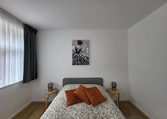 Private - European Quarter Homestay Brussels