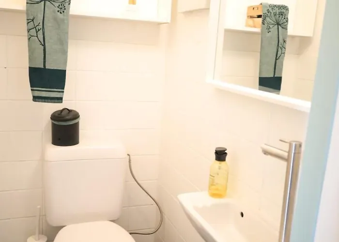 Furnished - Bright, Modern In Brussels, 15 Minutes Walk From The Atomium Apartment Brussels