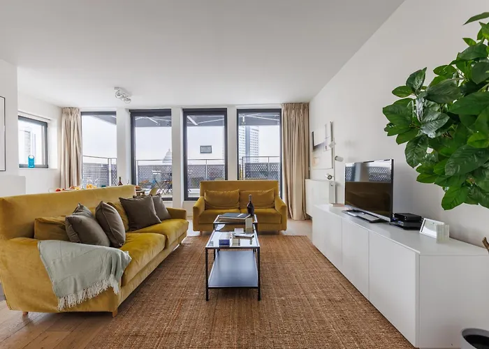 Sweett - Stassart Apartment