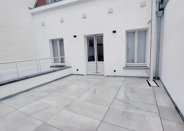 Apartment Grand Sablon Stylish Center