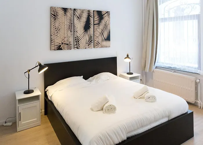 Degroux 82 - Self Check In By Homenhancement Daire Brüksel