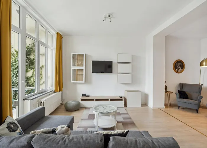 Daire Degroux 82 - Self Check In By Homenhancement Brüksel