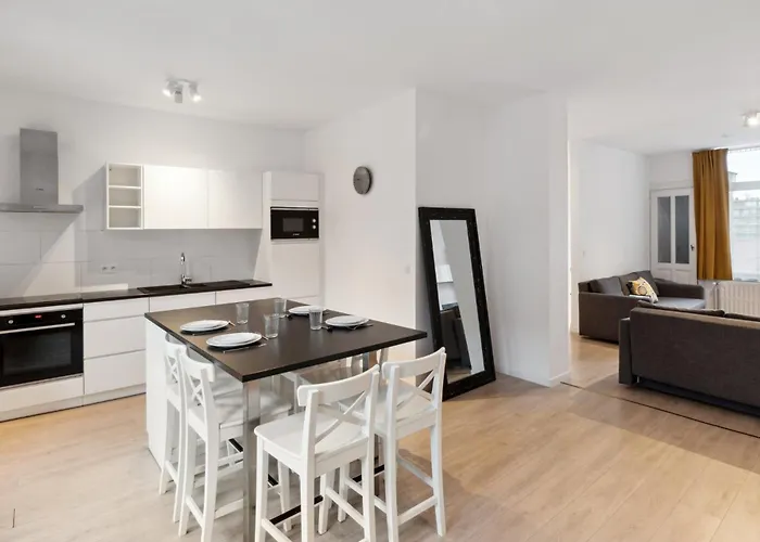 Daire Degroux 82 - Self Check In By Homenhancement Brüksel