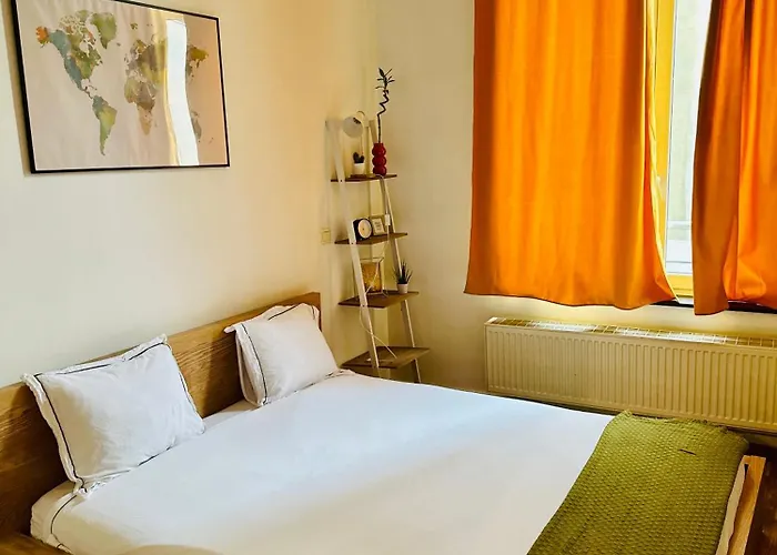 Apartment Down-town 1 Bedroom Flat *