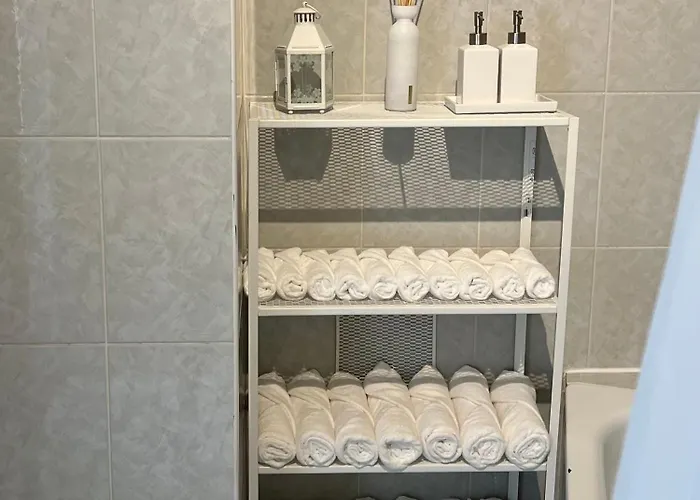 Lumineux Dans Un Quartier Anime * Brüssel