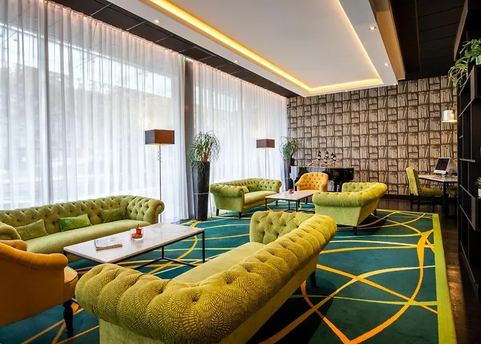 Thon Bristol Stephanie 4* בריסל