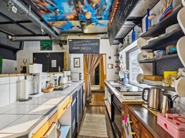 Edouard Boat بوتيل بروكسل