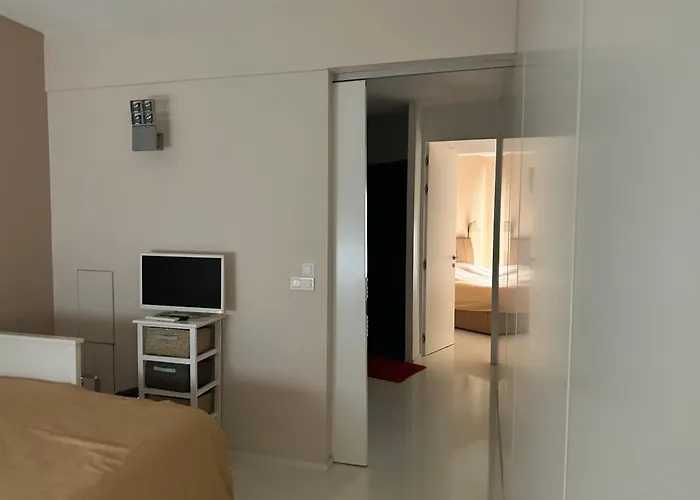 Beautiful Loft In The Center Of *