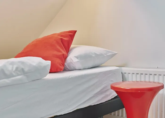 The Legacy By 2go4 Center Hostal *