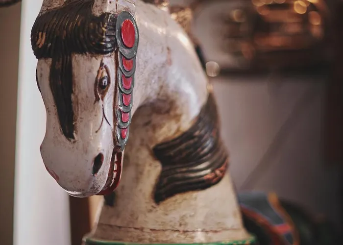 Hostel The Legacy By 2go4 Center *