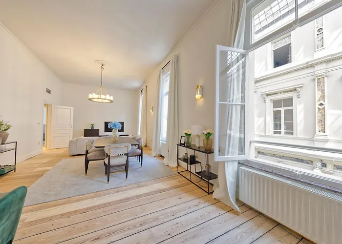 Dans L'hypercentre Apartman *