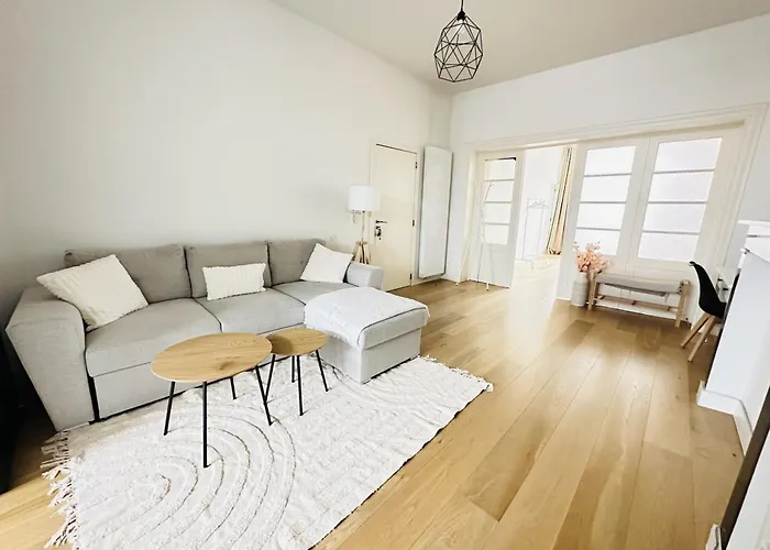 아파트 Trendy Flat In
