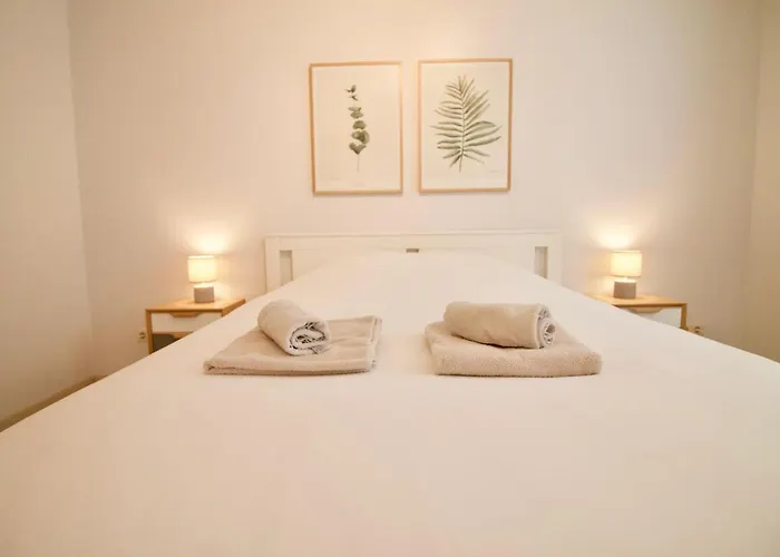 Heart Of Grand Place - Stunning 3br Triplex Apartment Brussels