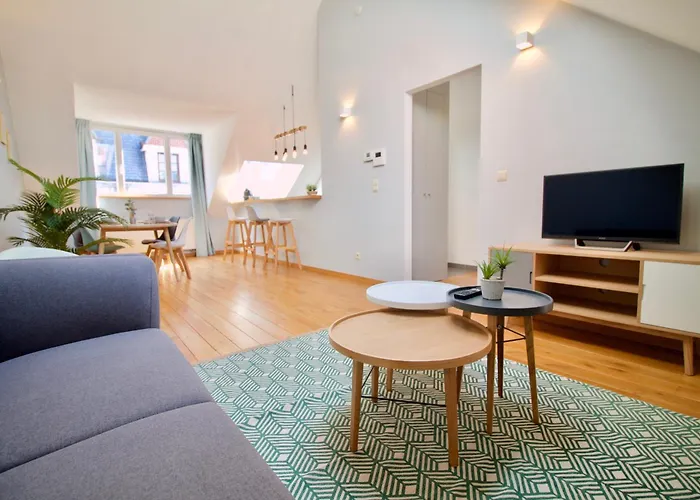 Heart Of Grand Place - Stunning 2br Duplex *