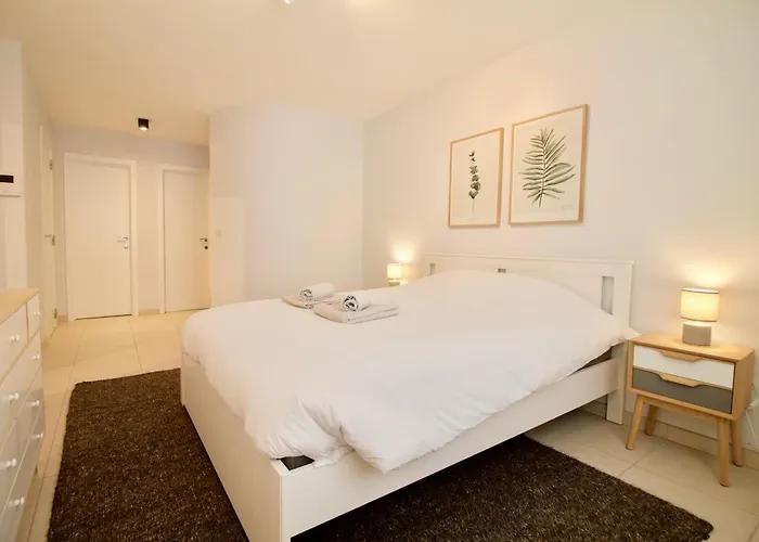 Heart Of Grand Place - Stunning 3br Triplex Daire Brüksel