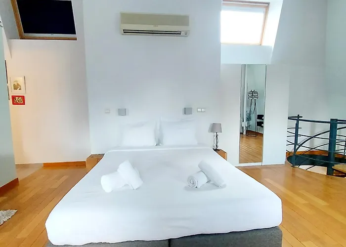 아파트 New Stylish Grand Place Center Duplex