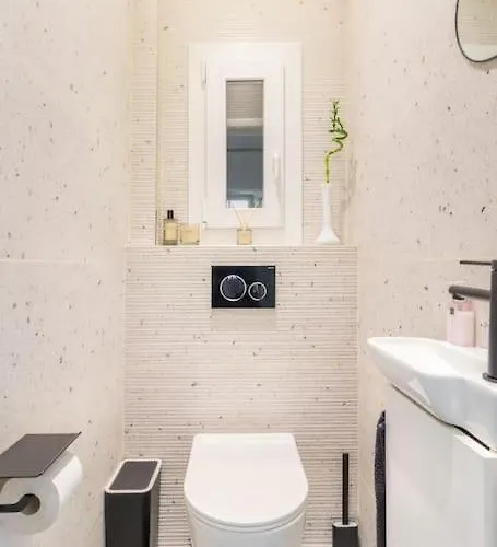 European Heart 2-bedroom Flat. Апартаменты