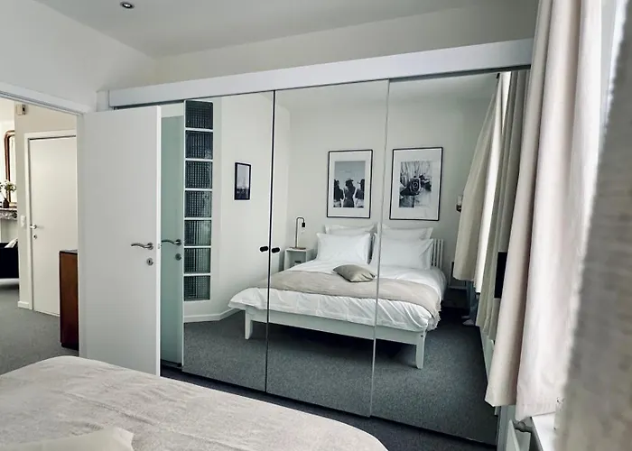 Magnifique Au Coeur Du Sablon ! Lägenhet