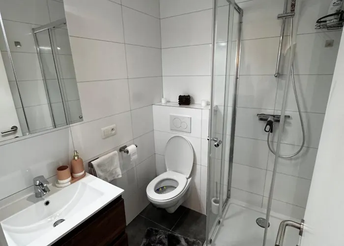 شقة Cozy South-up And Ground