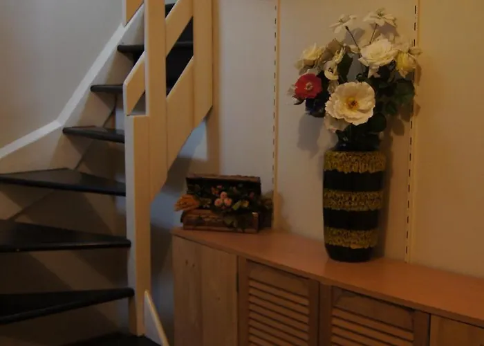 La Zarin Frühstückspension 3*