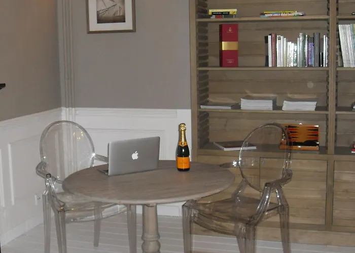 Le Seize Брюссель