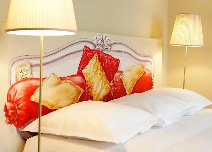 Le Vaudeville Bed & Breakfast