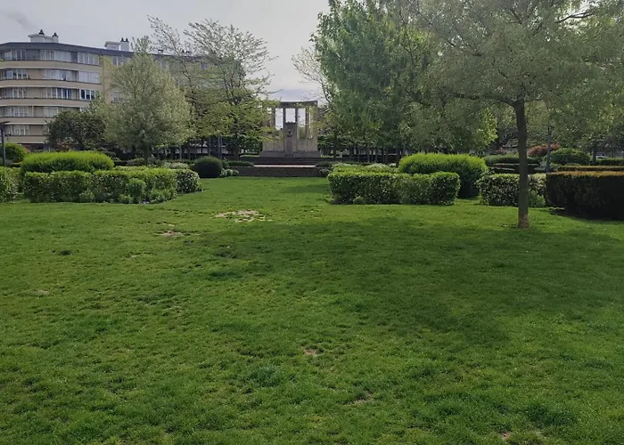 Διαμέρισμα Charming In Etterbeek 70 M² With Balcony