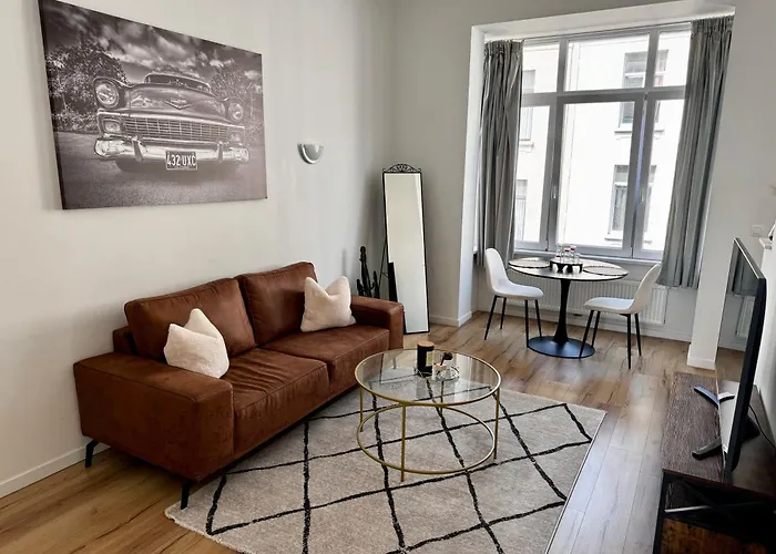 Cozy South-up And Ground