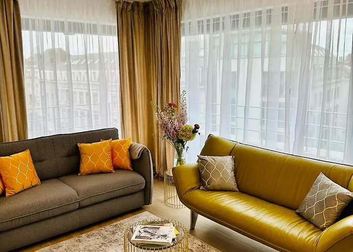 Urbanstay - Jacqmain Downtown Apartmán