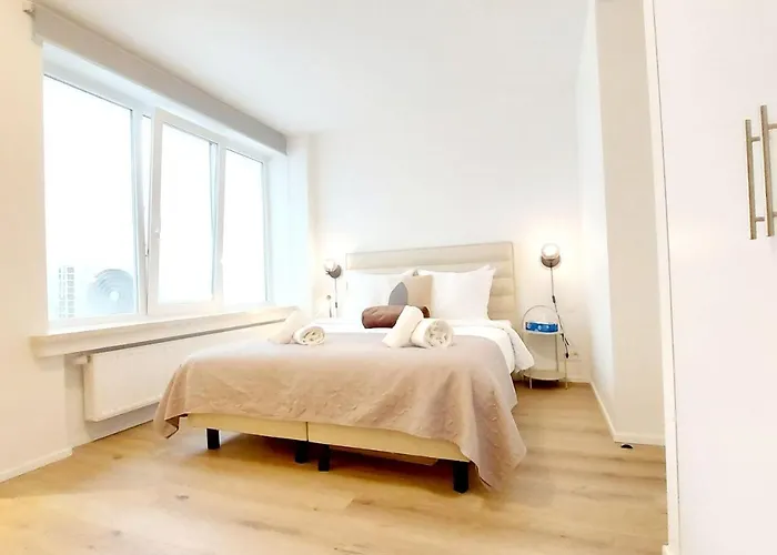 New Luxe Grand Place *