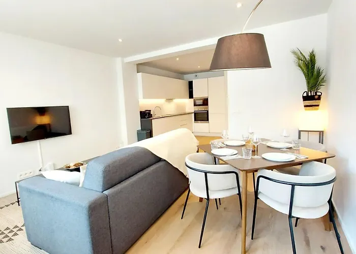 New Luxe Grand Place