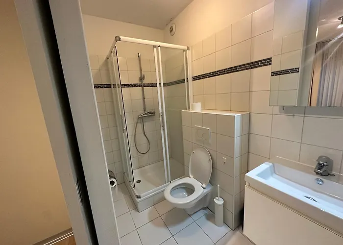 With Balcony In Center *