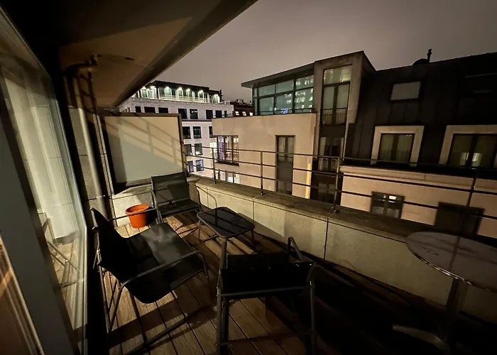 Appartamento With Balcony In Center Bruxelles