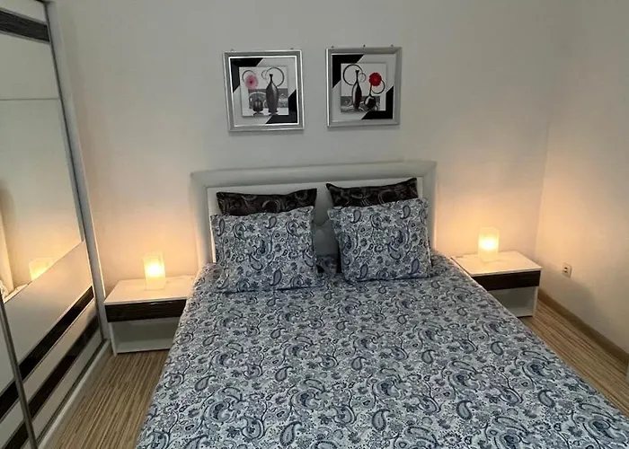 Apartment Two Bedroom Flat - Hyper Center *