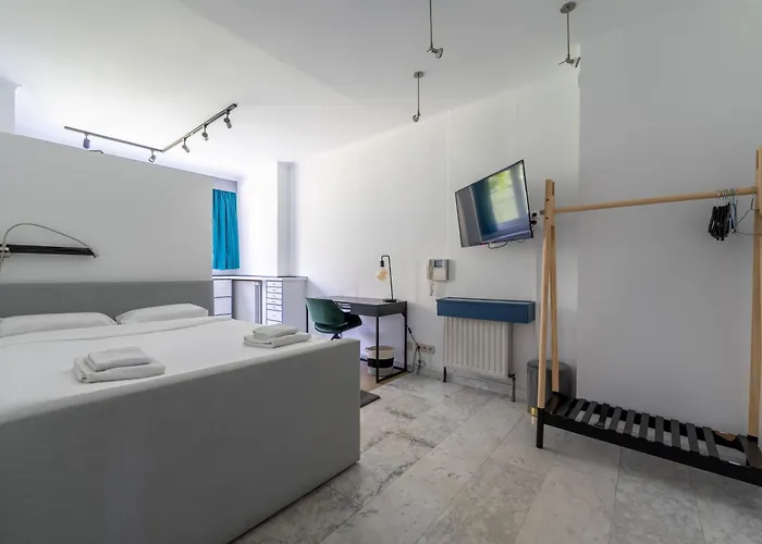 La Louve - Big Place&garden - Parking Gratuit Brüssel