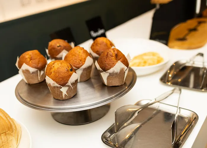 Hotel Ibis Styles Louise 3*