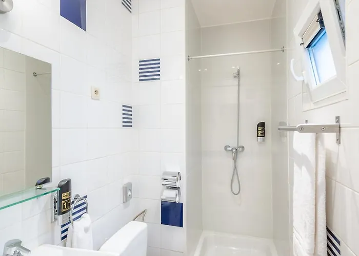 Barry מלון בריסל