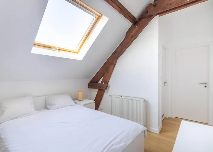 Elegance Cinquantenaire Appartement *