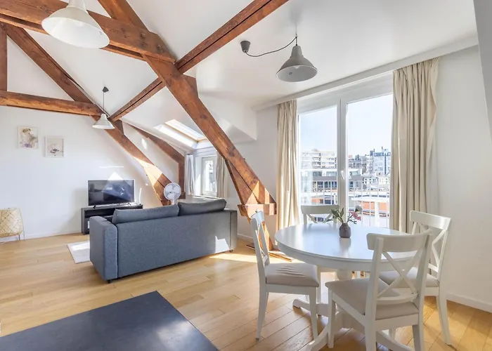 Elegance Cinquantenaire 公寓 布鲁塞尔