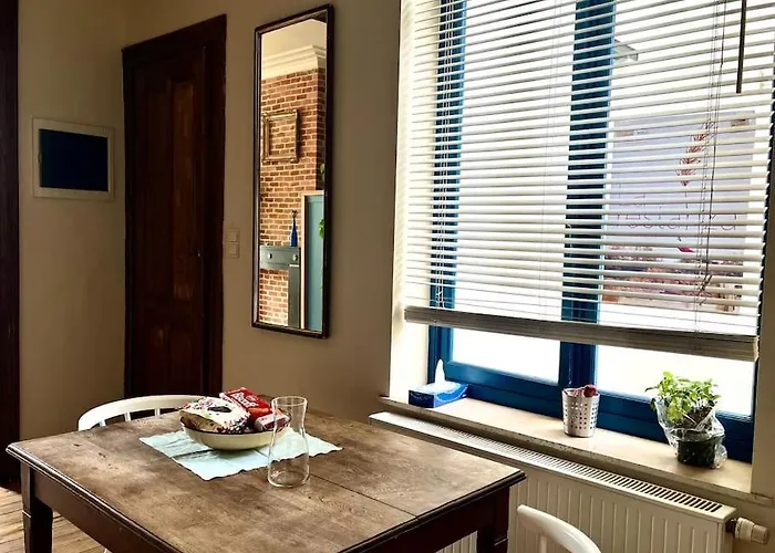 Nina's Place In The Center * Brussels