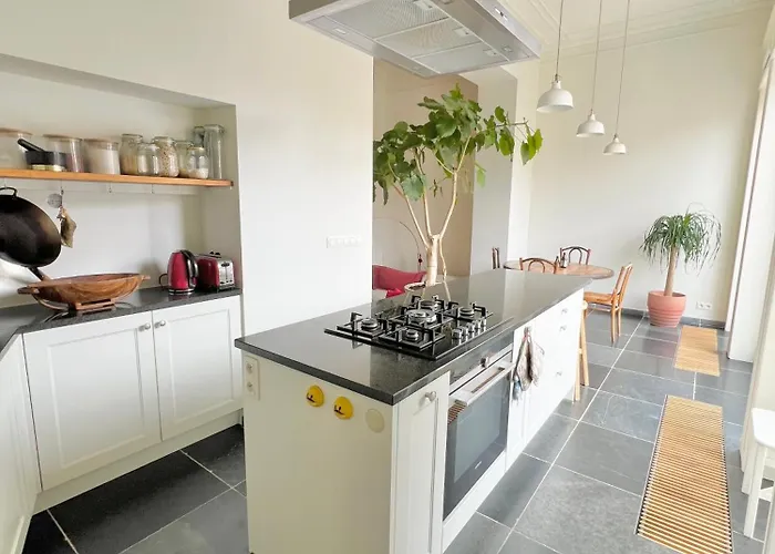 Apartment Sejour Elegant Pres Du Centre *