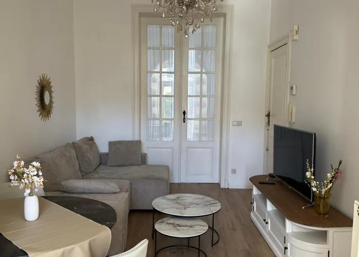 Jacqueline's House Apartment *