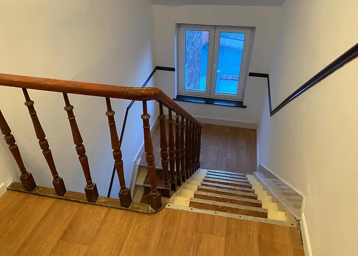 Fly House * بروكسل