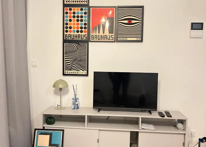 Alloggio in famiglia Center Tours Et Taxi *