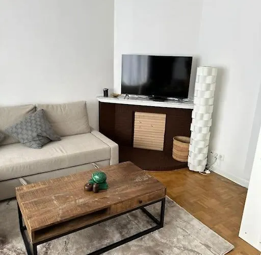 Cosy Et Moderne Brüksel