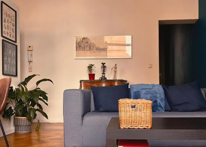 Stylish & Cosy - Le Chatelain Apartment