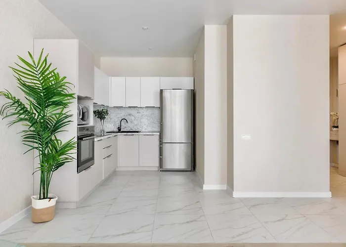 Chaussee De Wavre Family App's *