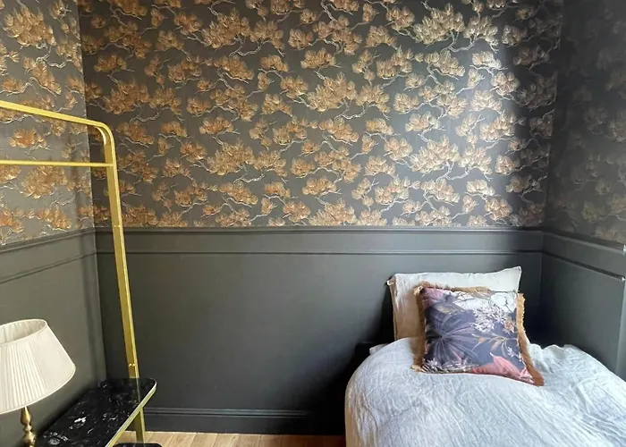 La Petite Foret Art Deco In *